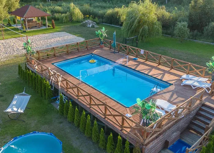 Zielona Dolina - Kompleks Dla Rodzin Z Dziecmi Mikołajki