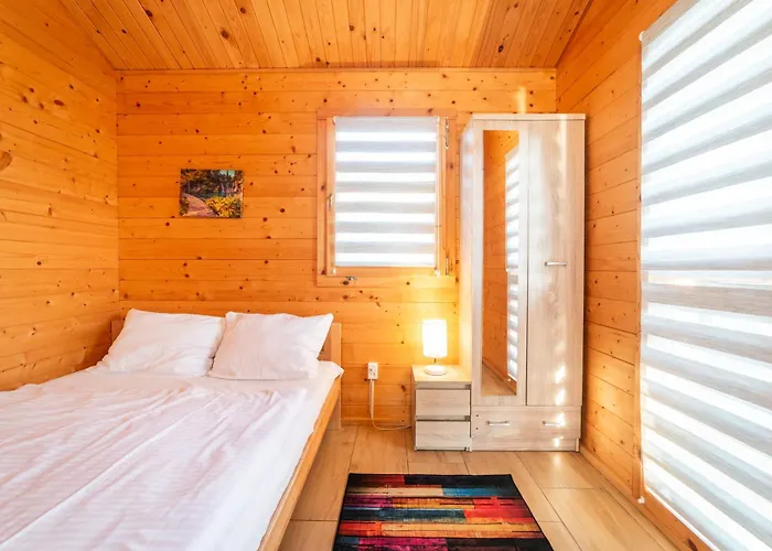 Zielona Dolina - Kompleks Dla Rodzin Z Dziecmi Mikołajki