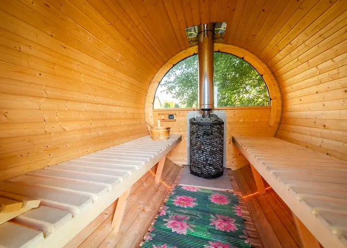 Zielona Dolina - Kompleks Dla Rodzin Z Dziecmi Mikołajki